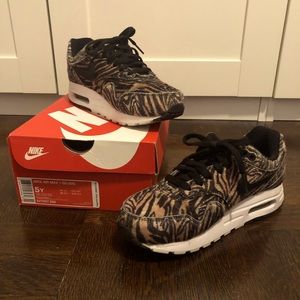 Nike Air Max 1 QS (GS) With Box